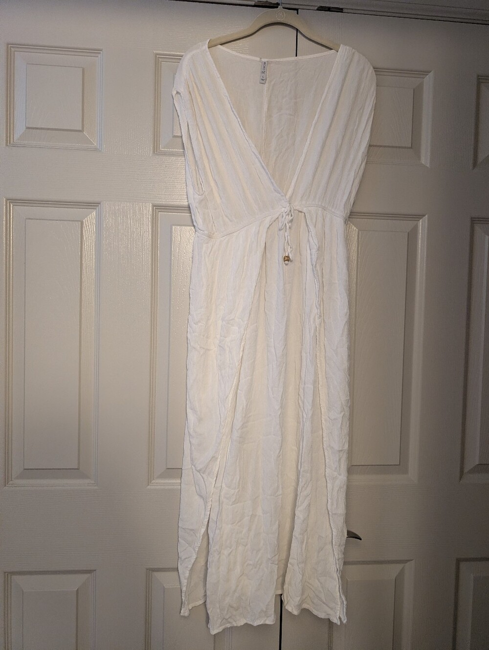 Lightweight White V-Neck Tie-Waist Swim Coverup